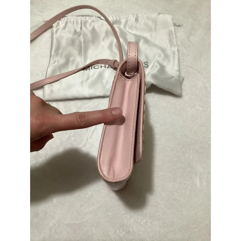 Michael Kors Analise Pink Leather Blossom White Med Messenger Crossbody Bag